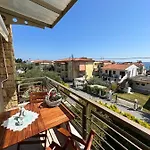 דירה Cozy 2br In Mola Kaliva With Sea View *