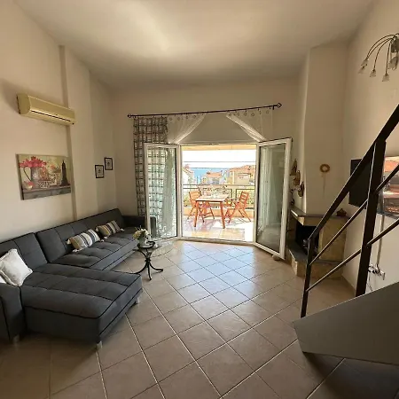 Cozy 2br In Mola Kaliva With Sea View Διαμέρισμα
