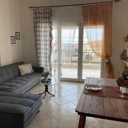 Διαμέρισμα Cozy 2br In Mola Kaliva With Sea View *